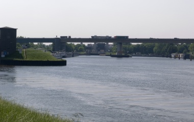 Duisburg Schleuse Meiderich
